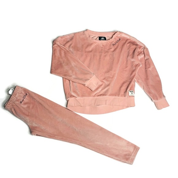 Roots Other - Roots girls 7-8Y velvet sweatsuit set of matching sweatshirts and leggings